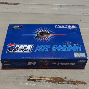 Pepsi Racing Jeff Gordon Train Set NASCAR